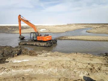 Diesel Engine Amphibious Pontoon , Mini Excavator Tracks Crawler Excavator Type